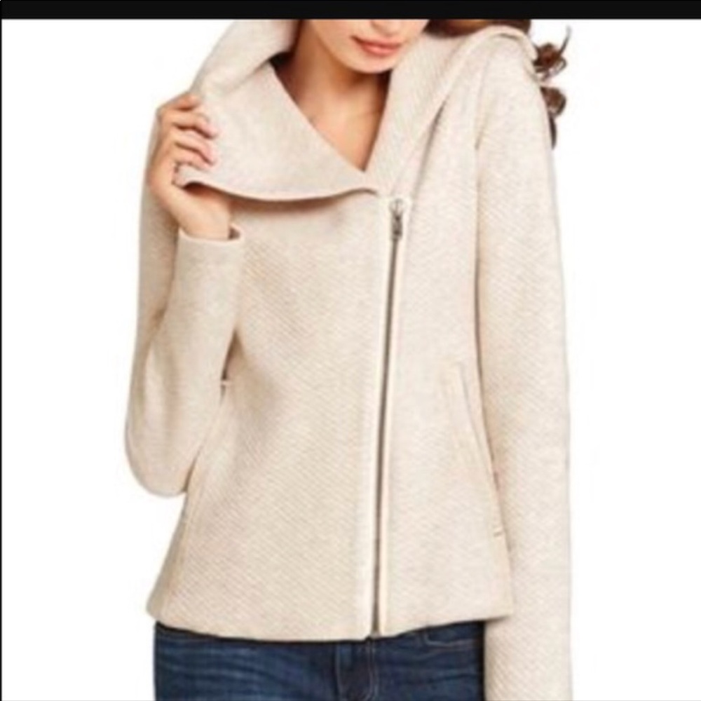 EUC Cabi quilted moto jacket. Size M.